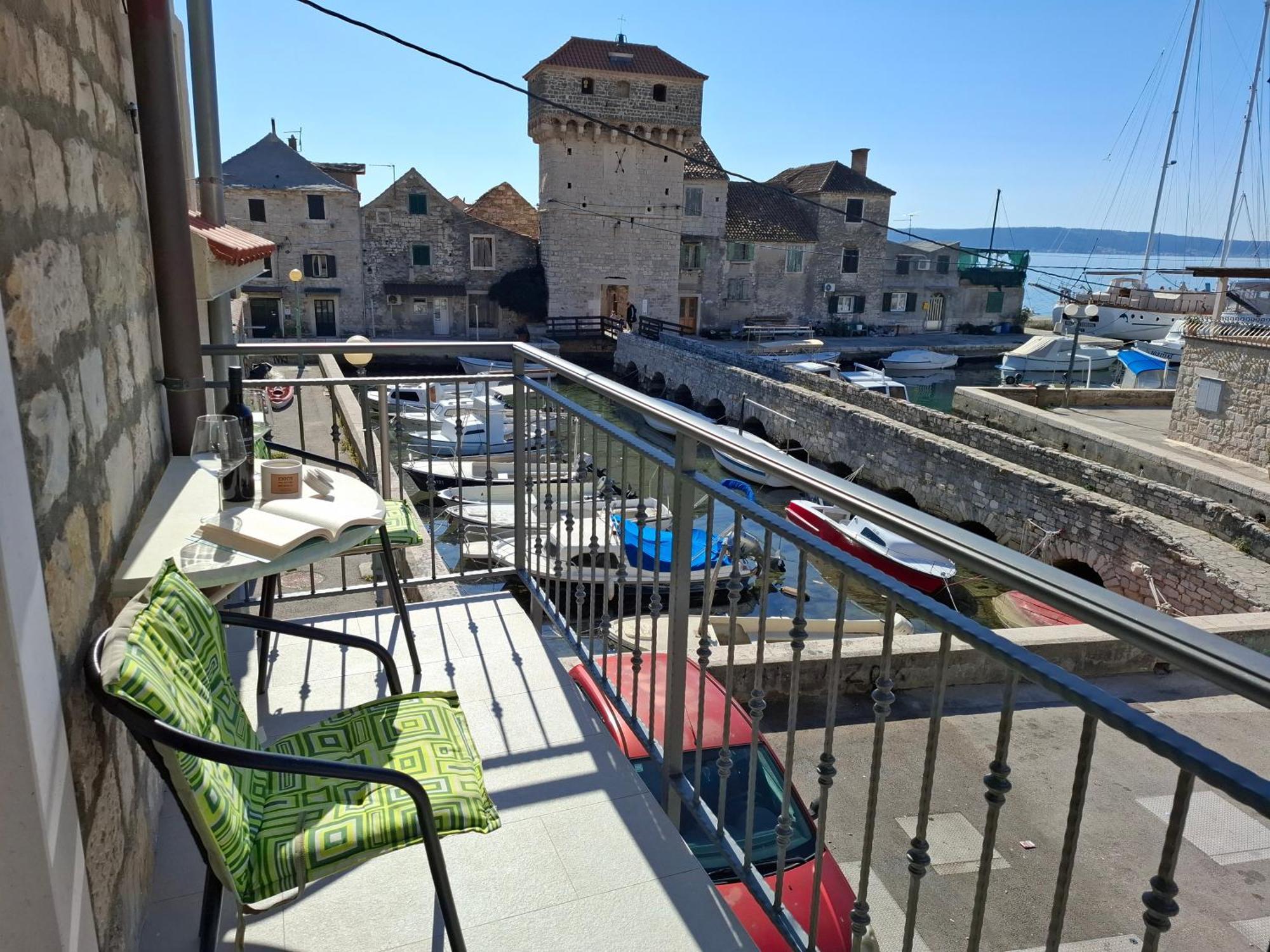 Apartment Kastilac *